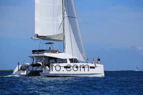 Nautitech 46 Fly Catamaran opinia i specyfikacje